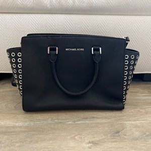 Michael kors black leather bag